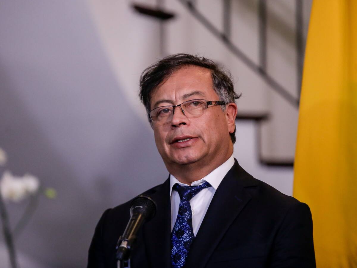 Estrategia del gobierno Petro para reversar apoyo a M.F. Rangel para la Contraloría