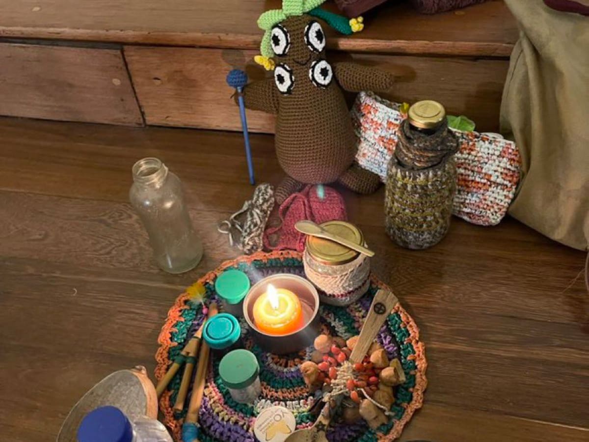 Es un agradecimiento a la madre tierra: señalada de hacer “brujería” en el Congreso