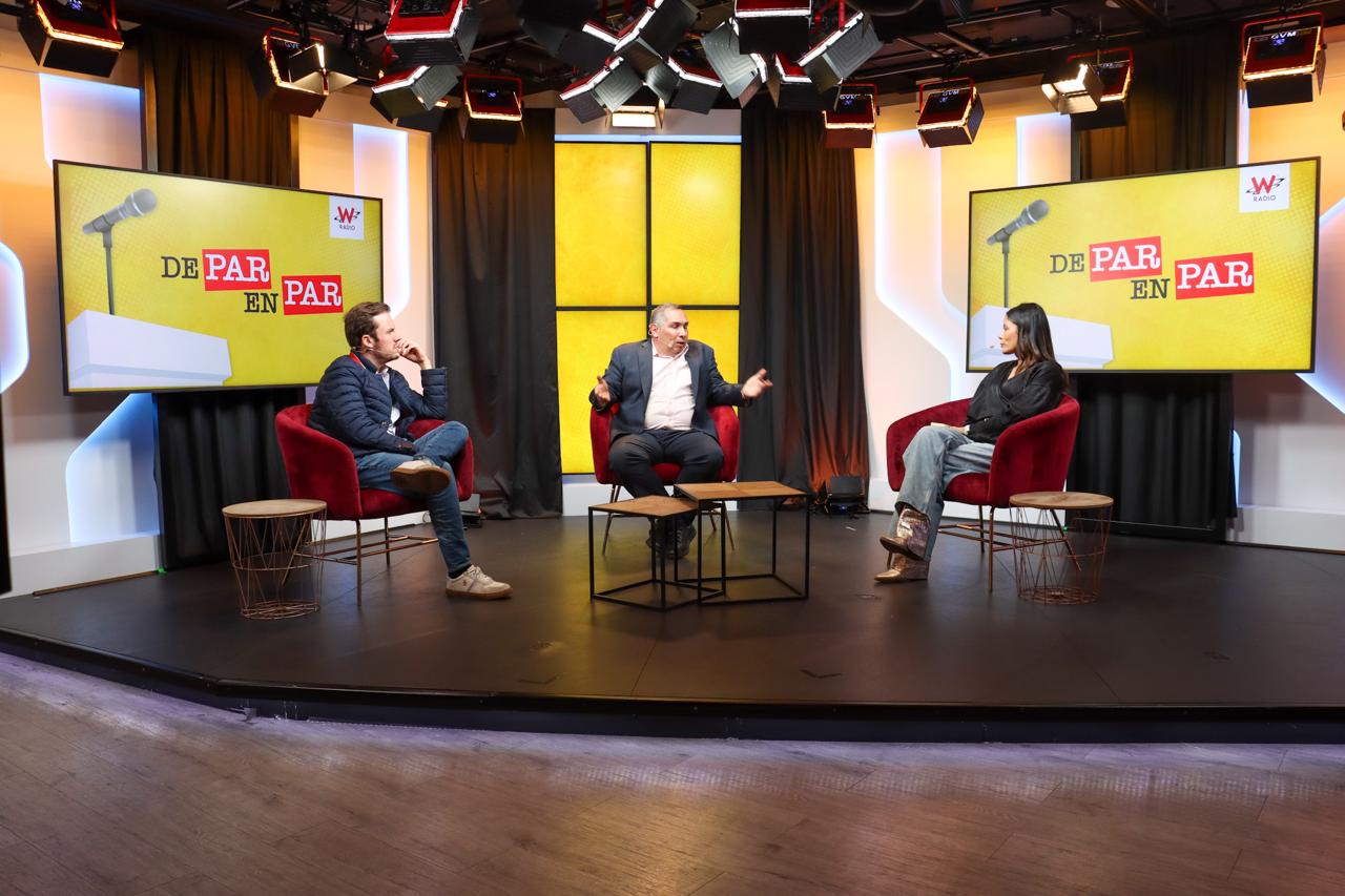 César Caballero en De Par en Par | Foto: W RADIO