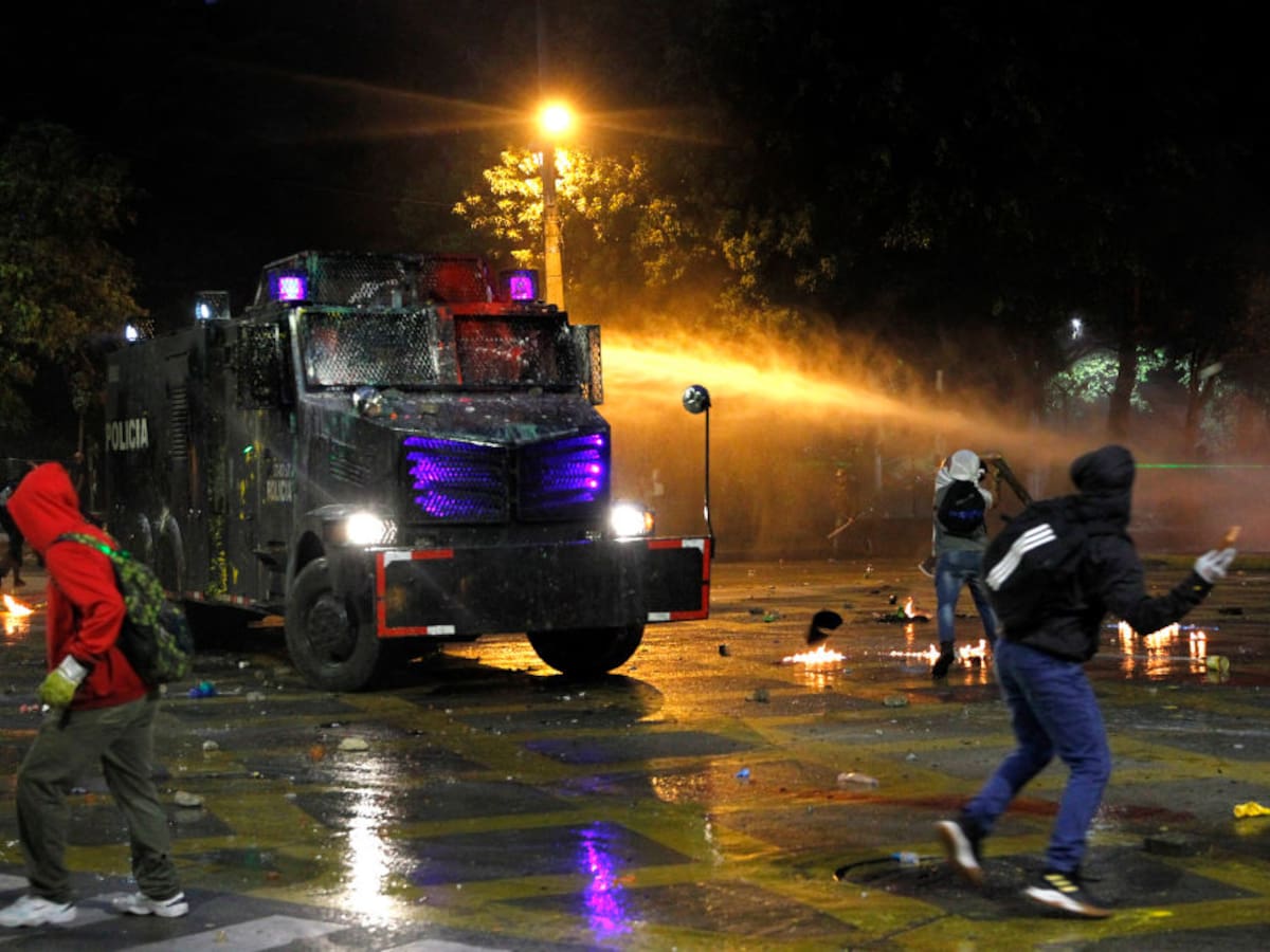 Sí es un “mico”: senador Mauricio Giraldo sobre indulto a condenados por protestas
