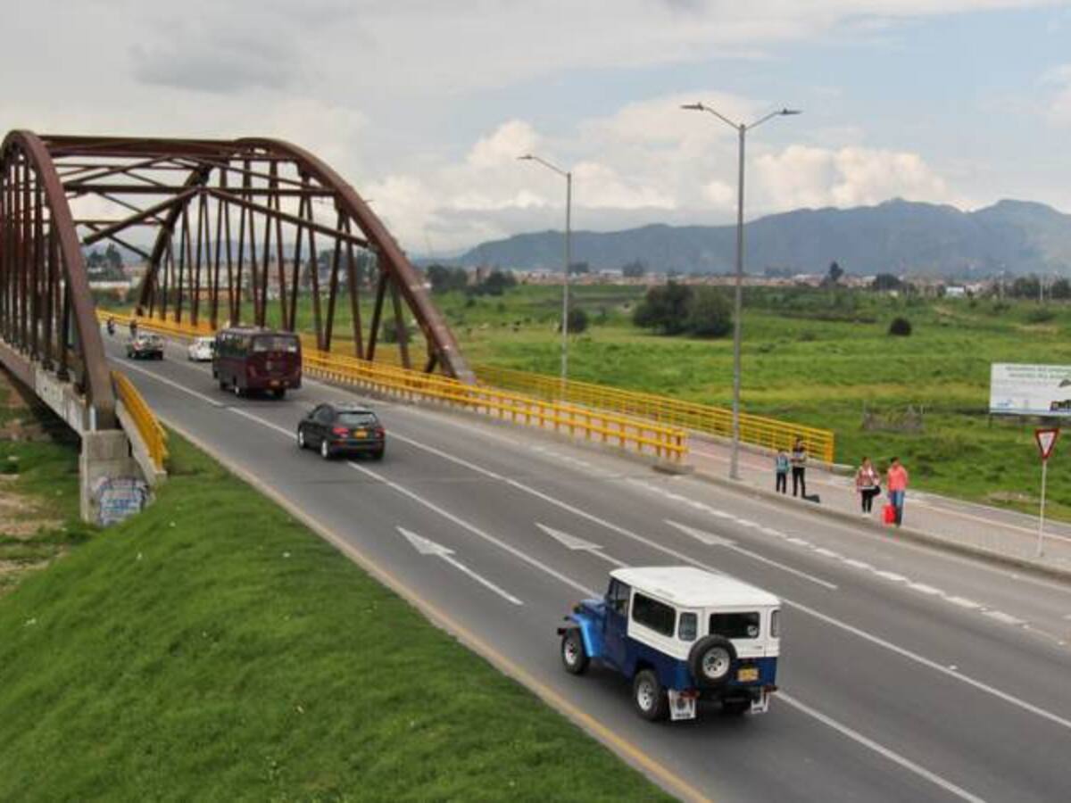 ¿Cómo está la movilidad en las principales vías de Colombia al inicio de la semana de receso?