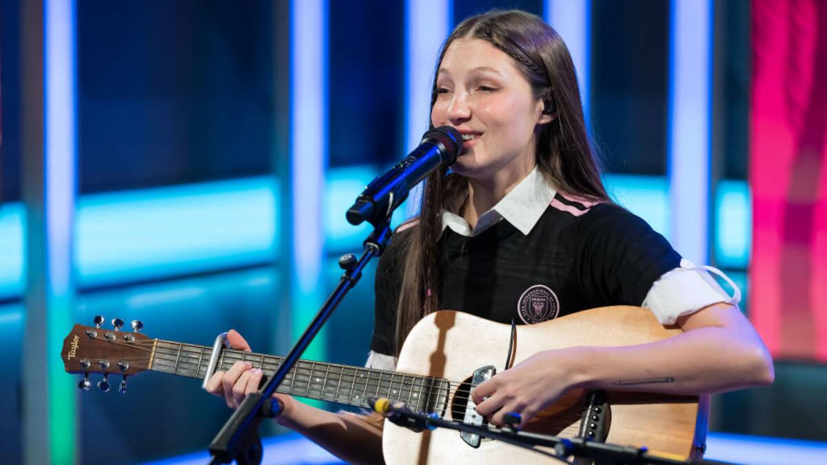 “Me encanta que mi música llegue a diferentes generaciones”: Yami Safdie, cantante argentina