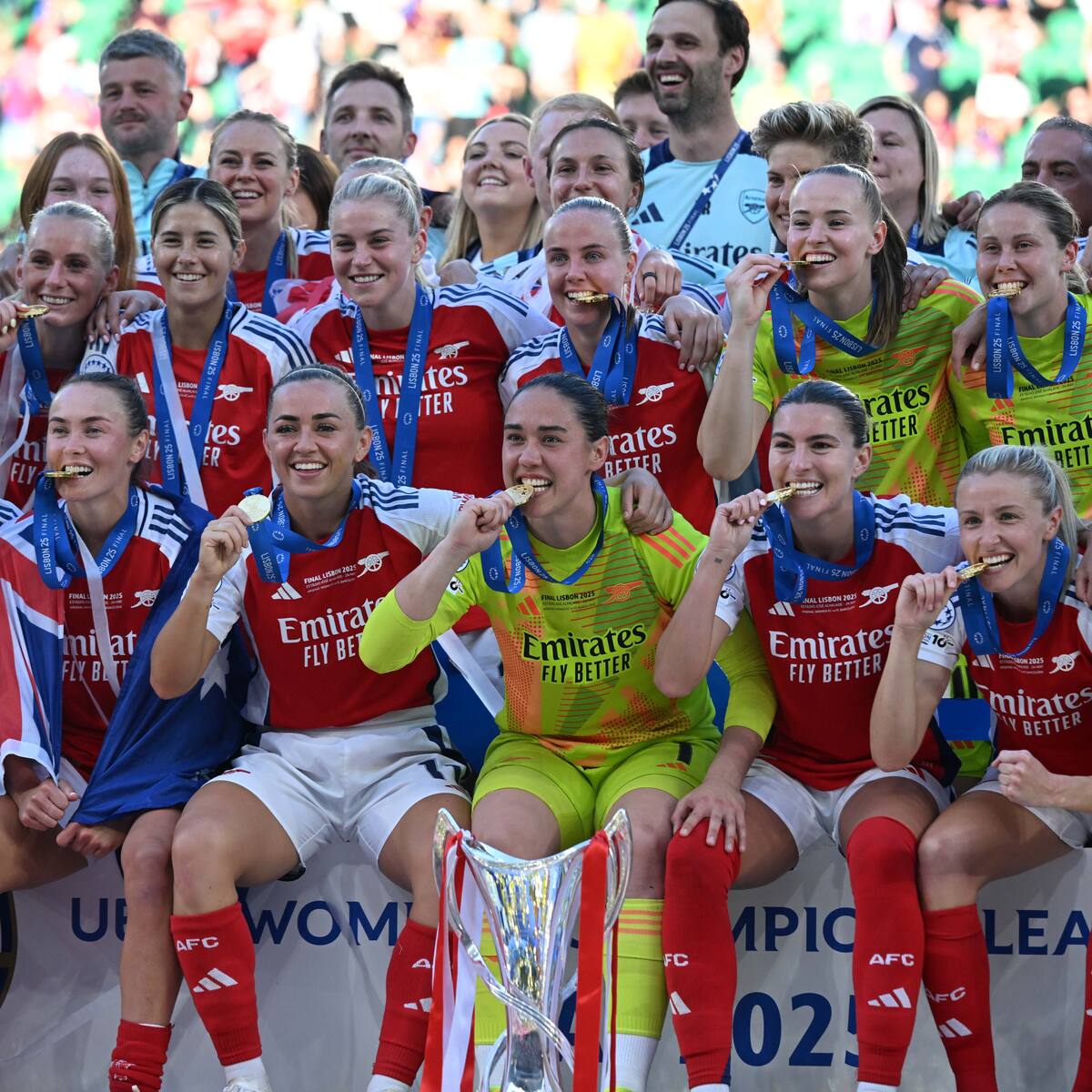 El Arsenal ganó el premio a mejor club de fútbol femenino en la gala del Balón de Oro
