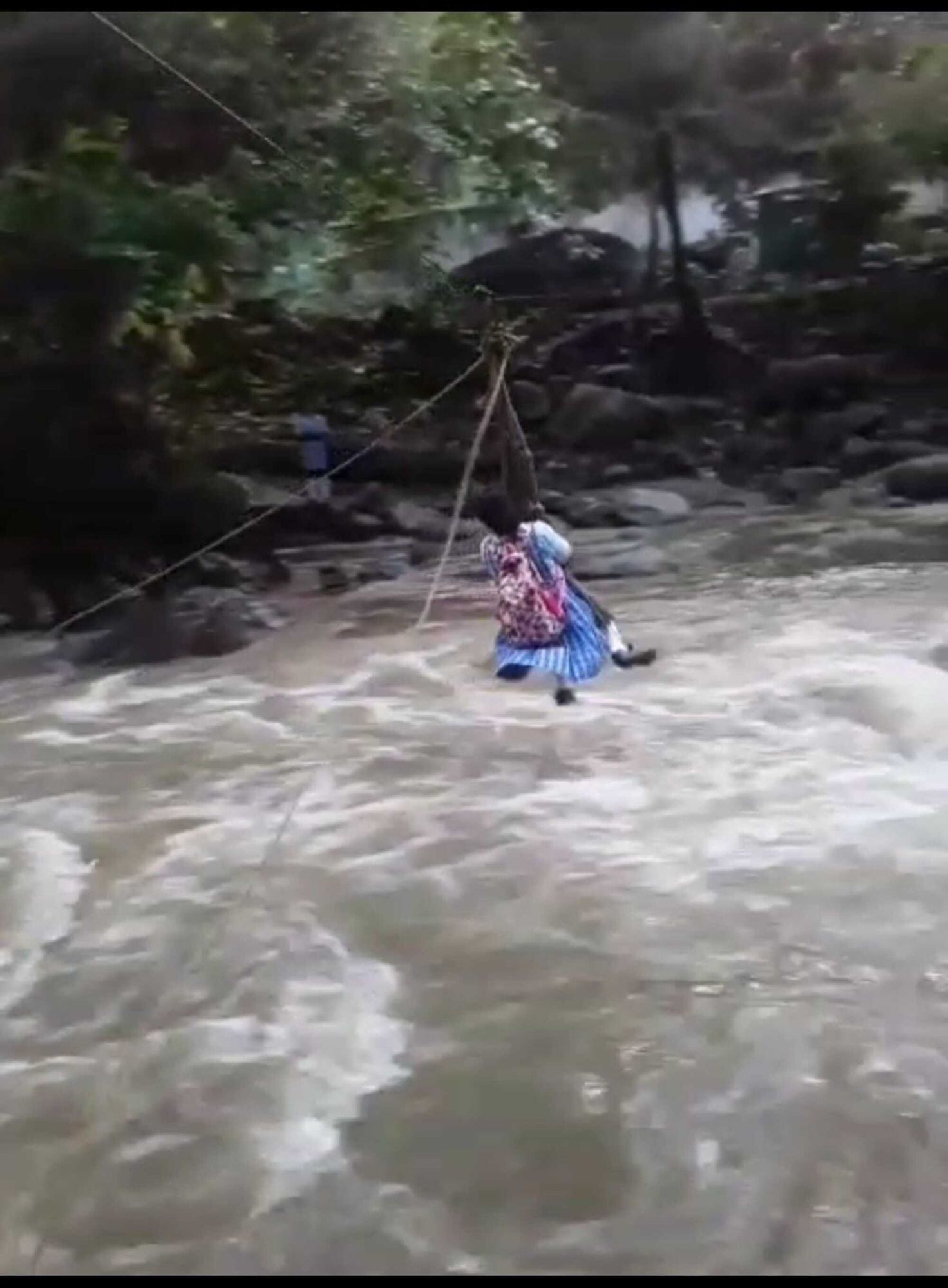 Cruce de los estudiantes/ Erika López