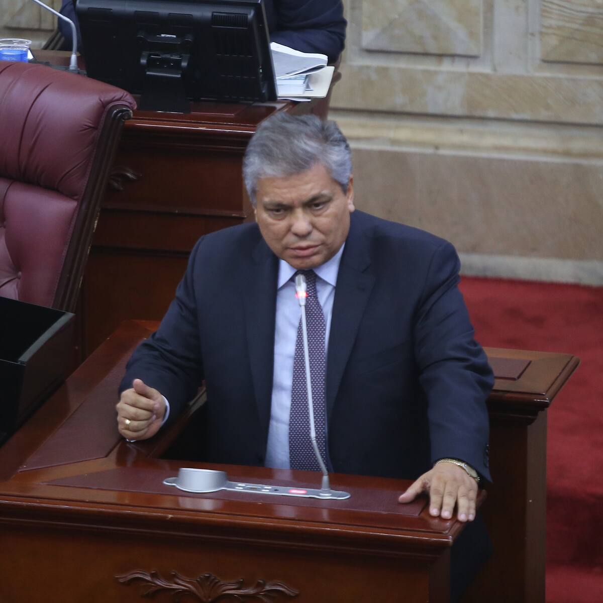Gobierno acepta la renuncia de Gilberto Rondón como presidente del FNA