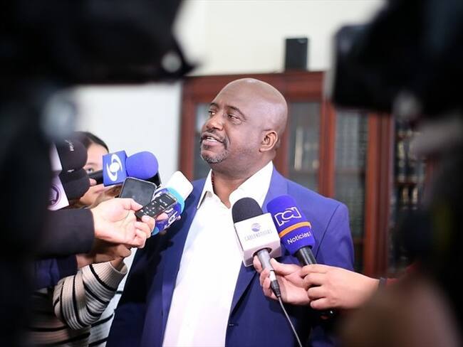 Consciente o no, actuaciones de Rodrigo Londoño han tenido tinte racista: Benkos Biohó