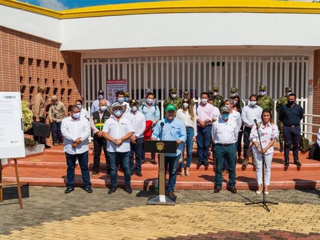 El mandatario agregó que es necesario el lavado de manos y acatar todos los protocolos de bioseguridad. Foto: Cortesía: Presidencia