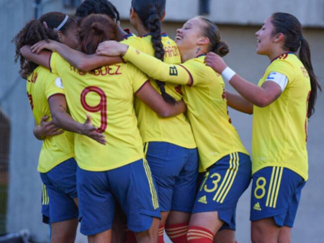 La Selección Colombia Femenina Sub-20 se impuso ante su similar de Uruguay 3-0 y se clasificó al Mundial de Costa Rica. / FOTO: Twitter: @FCFSeleccionCol