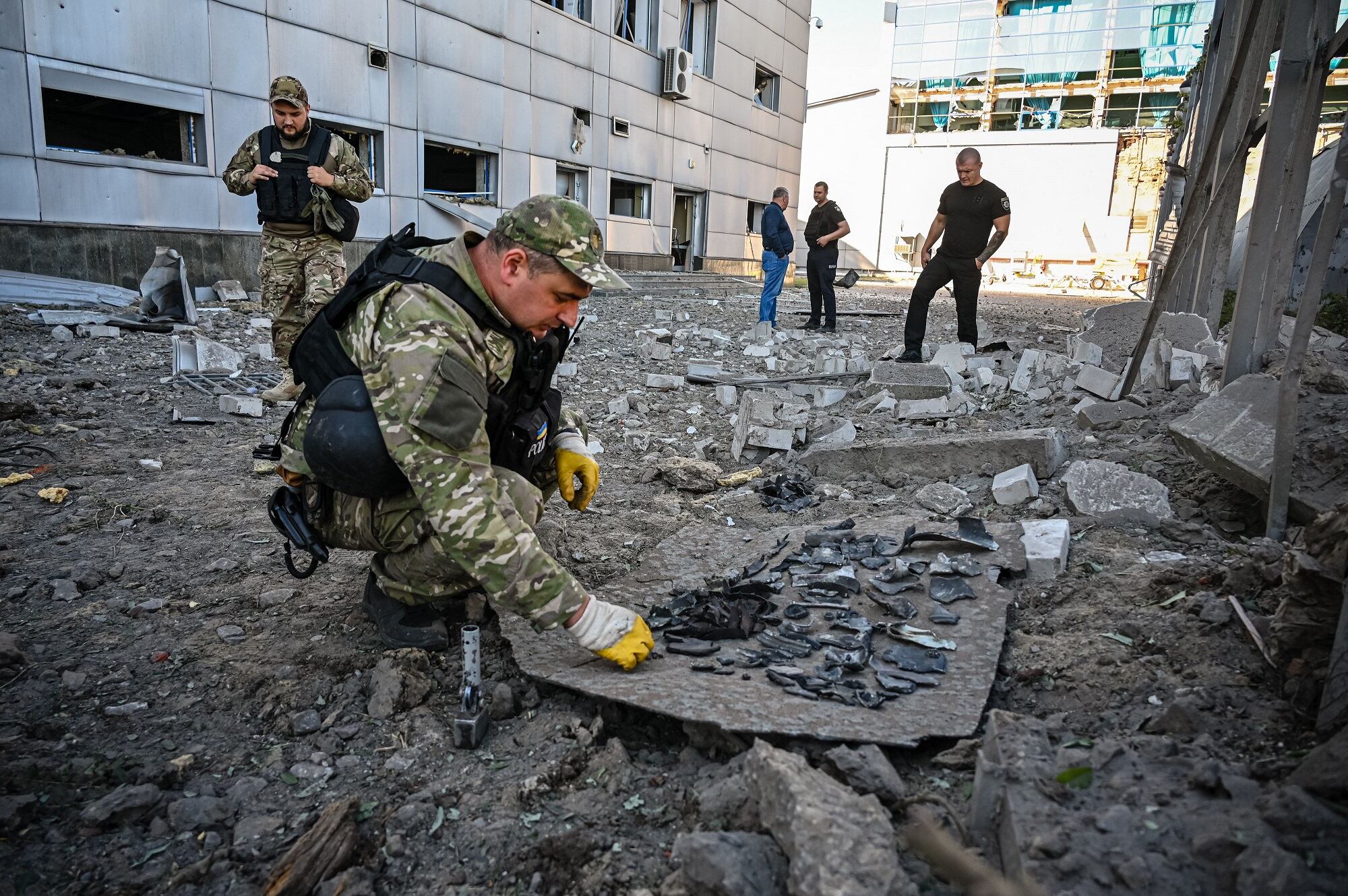 Bombardeo en Ucrania. (Photo by SERGEY BOBOK/AFP via Getty Images)