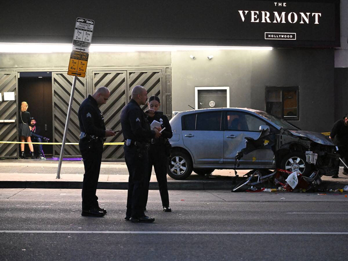 Atropello fuera de club nocturno en Los Ángeles, EE.UU., dejó al menos 30 heridos