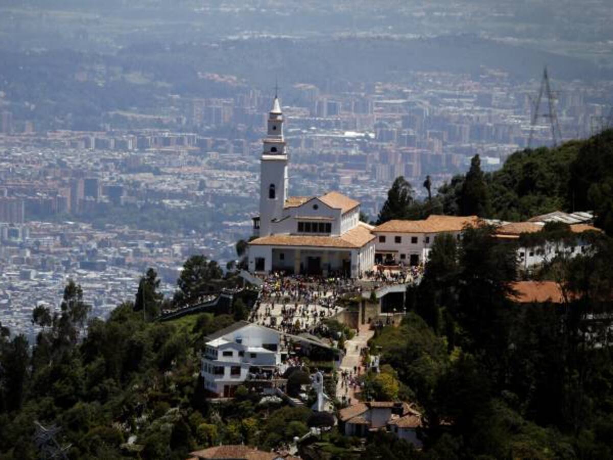 ¿Ascenso masivo a Monserrate puede convertirse en tragedia?
