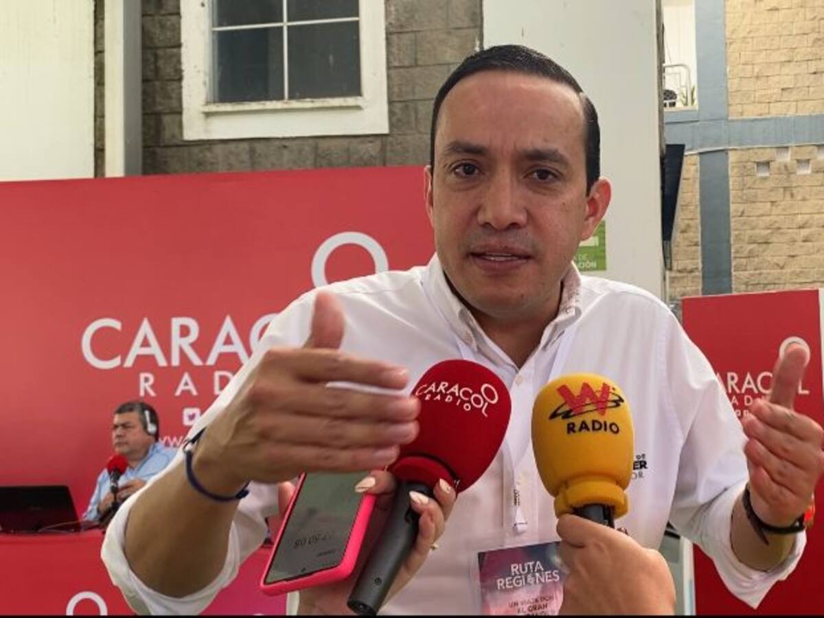 Se han obsesionado con la familiar Aguilar, dejen la hipocresía política: Gob de Santander