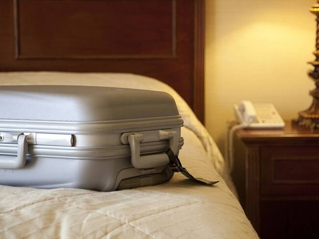 El director de un hotel que se mudó a su negocio para no tener que echar a un huésped