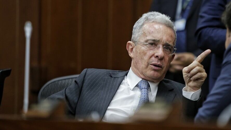 Álvaro Uribe (foto) y Andrés Pastrana pidieron al fiscal “ad hoc”, Leonardo Espinosa, investigar si Odebrecht financió las campañas de Juan Manuel Santos. Foto: Colprensa