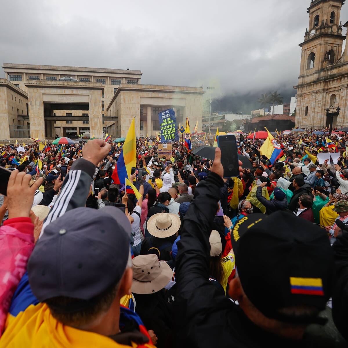 Más de 90.000 personas se manifestaron contra el Gobierno del presidente Petro en Bogotá