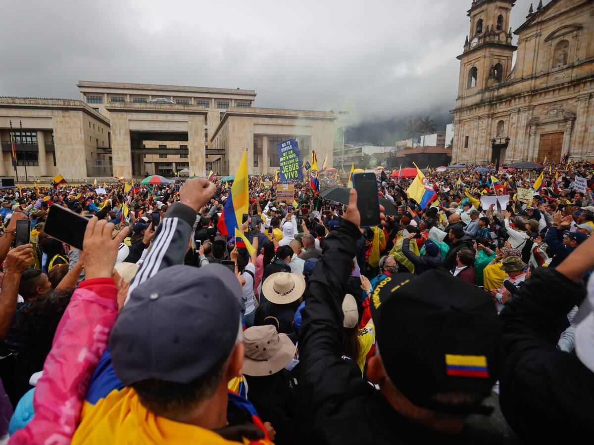 Más de 90.000 personas se manifestaron contra el Gobierno del presidente Petro en Bogotá