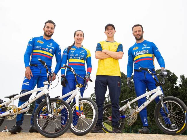 Carlos Ramírez, Mariana Pajón, Germán Medina y Vincent Pelluard. Foto: archivo FCC.