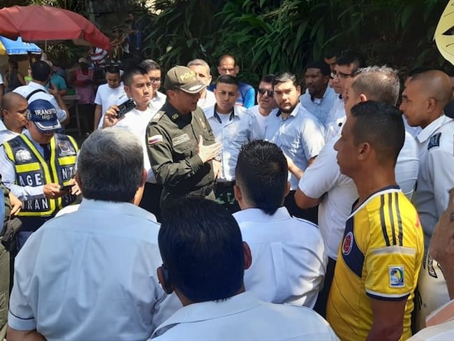 Levantan bloqueos en la vía Cali-Buenaventura