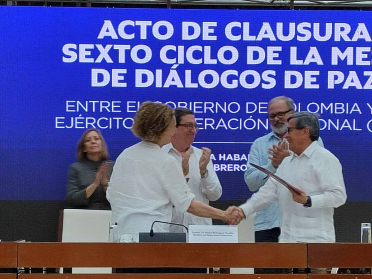 El Gobierno y el ELN publicarán un libro con los acuerdos alcanzados hasta ahora