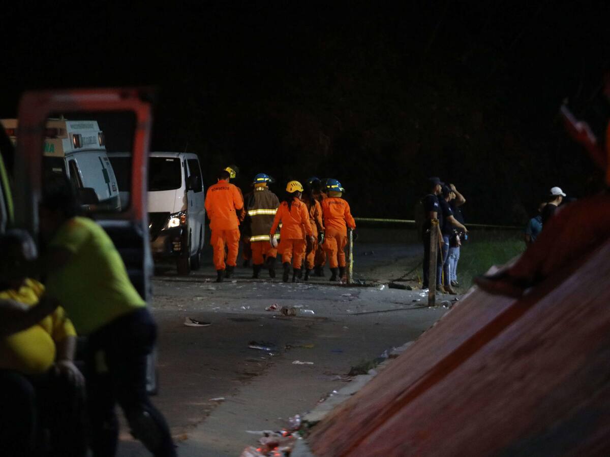 El Salvador: asciende a 12 la cifra de muertos tras estampida en el estadio Cuscatlán