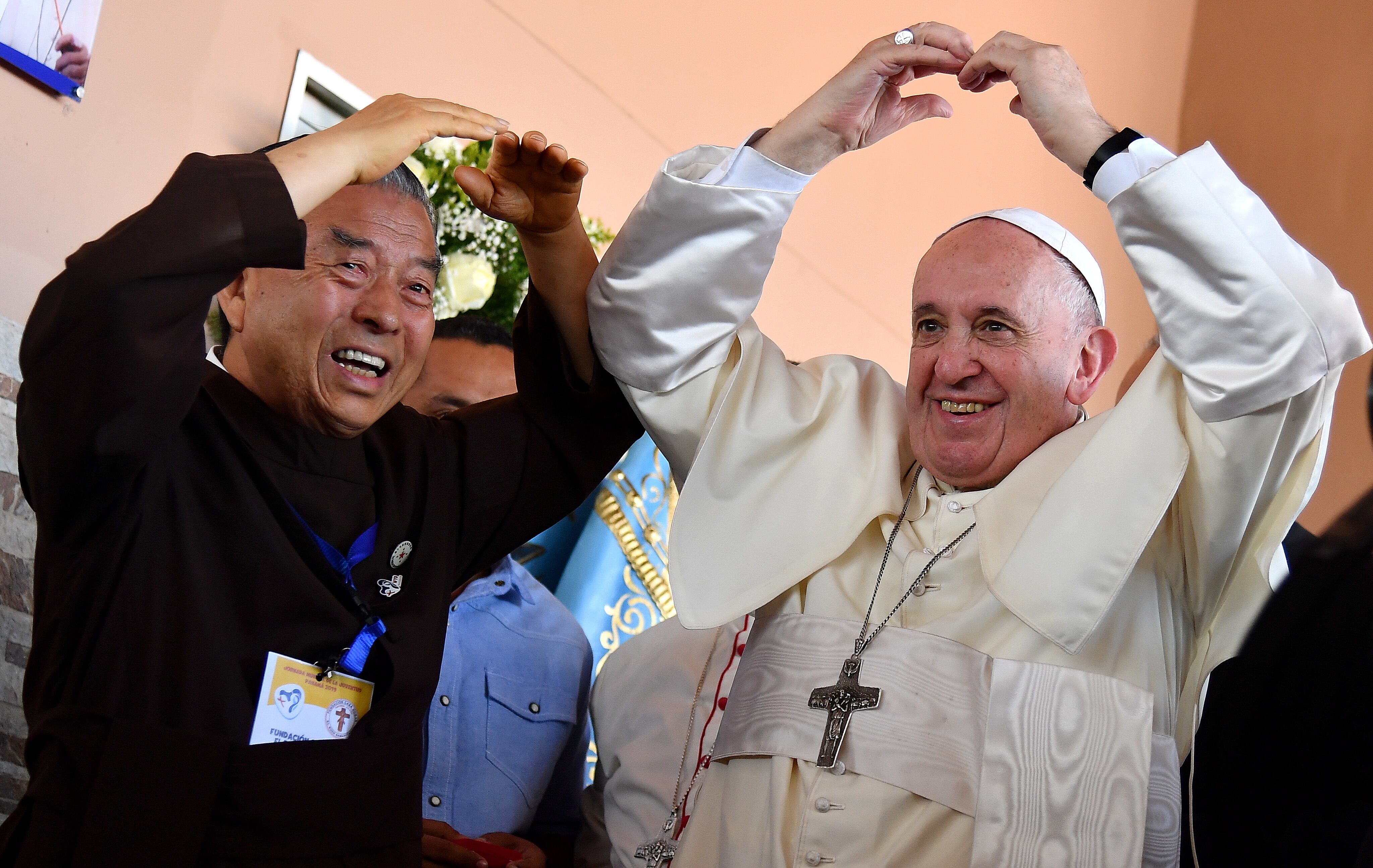 “El papa Francisco intentó abrir nuevas puertas en la Iglesia Católica”: Marco Politi