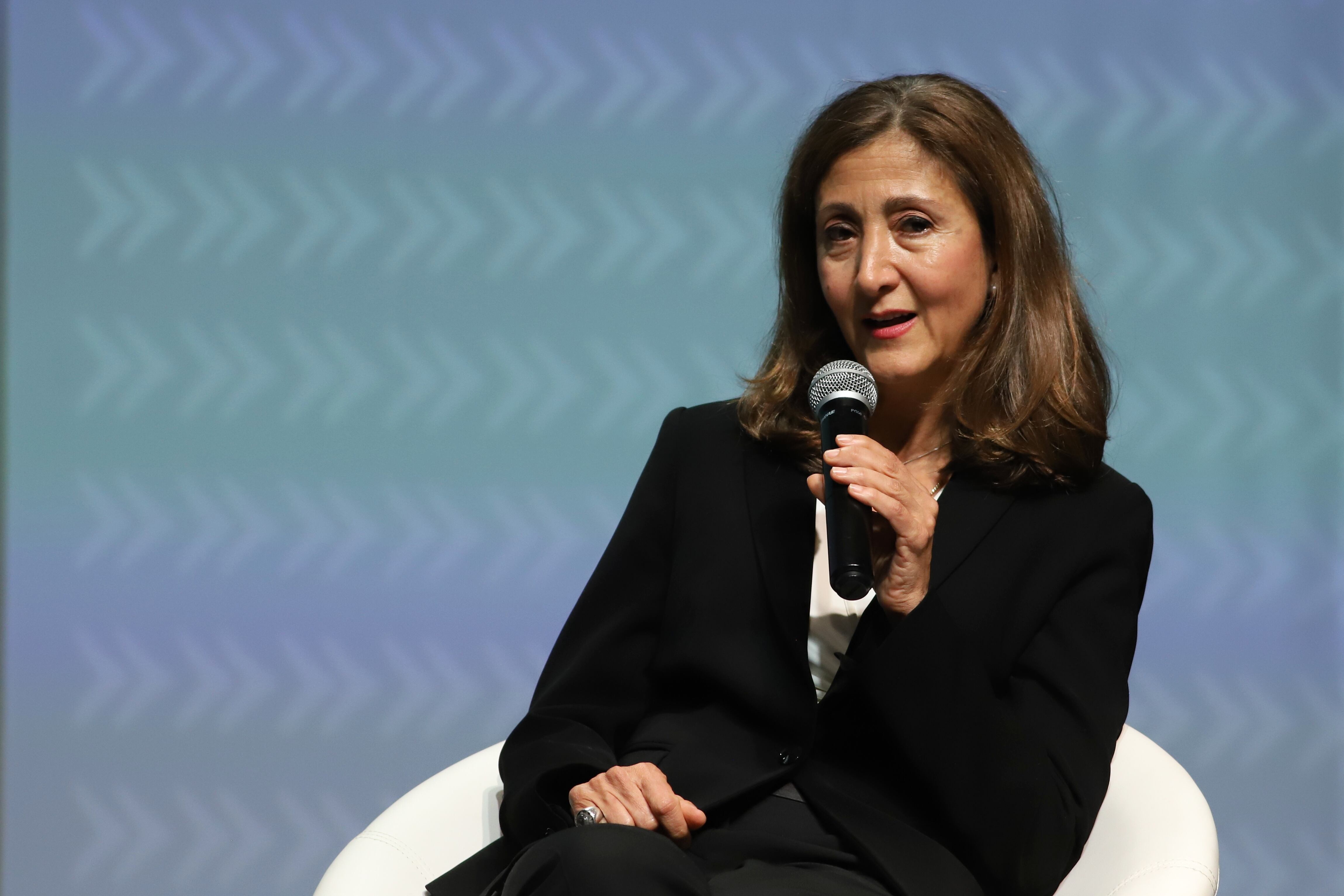 BOGOTÁ. 28 de Septiembre de 2021. Ingrid Betancourt y Juan Manuel Santos en el lanzamiento de su libro, una conversación pendiente. (Colprensa - Álvaro Tavera)