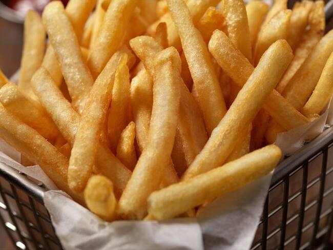 Joven se quedó ciego luego de comer solo papas fritas durante años. Foto: Getty Images