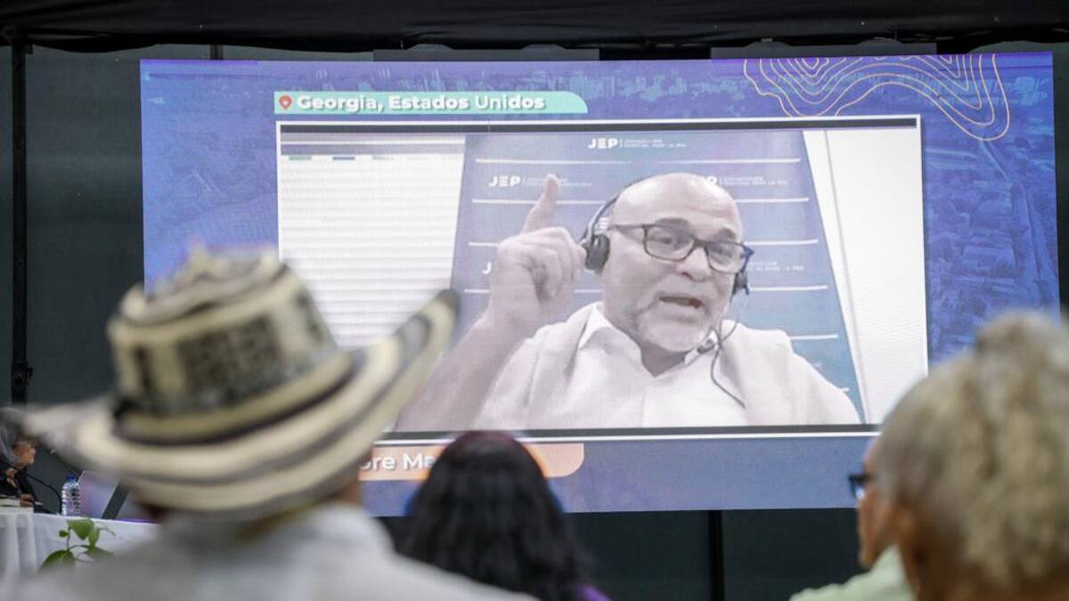 Partidos y empresarios que apoyaron expansión de “paras”: el nuevo pedido a Mancuso