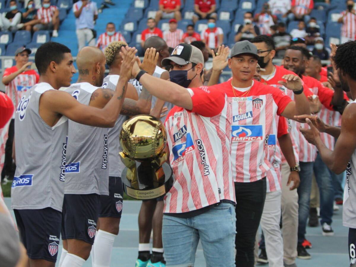 Así fue el homenaje del Junior de Barranquilla a Caimanes tras el título en la Serie del Caribe de Béisbol
