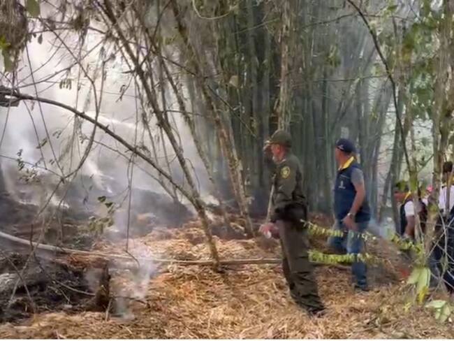 Piden declarar calamidad pública en Santander por emergencia de incendios forestales.