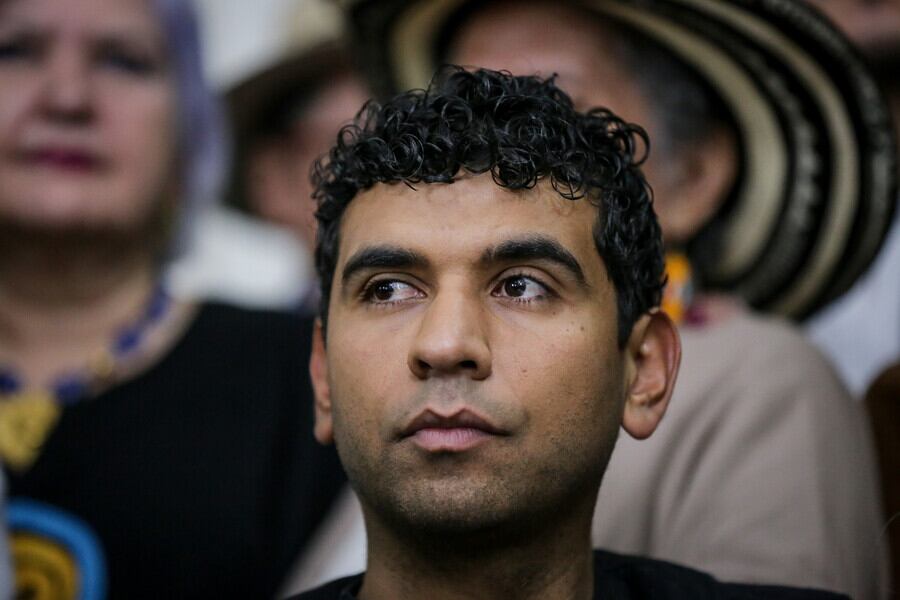 Congresista David Racero pidió puestos en el Sena: su tío manejaba la operación