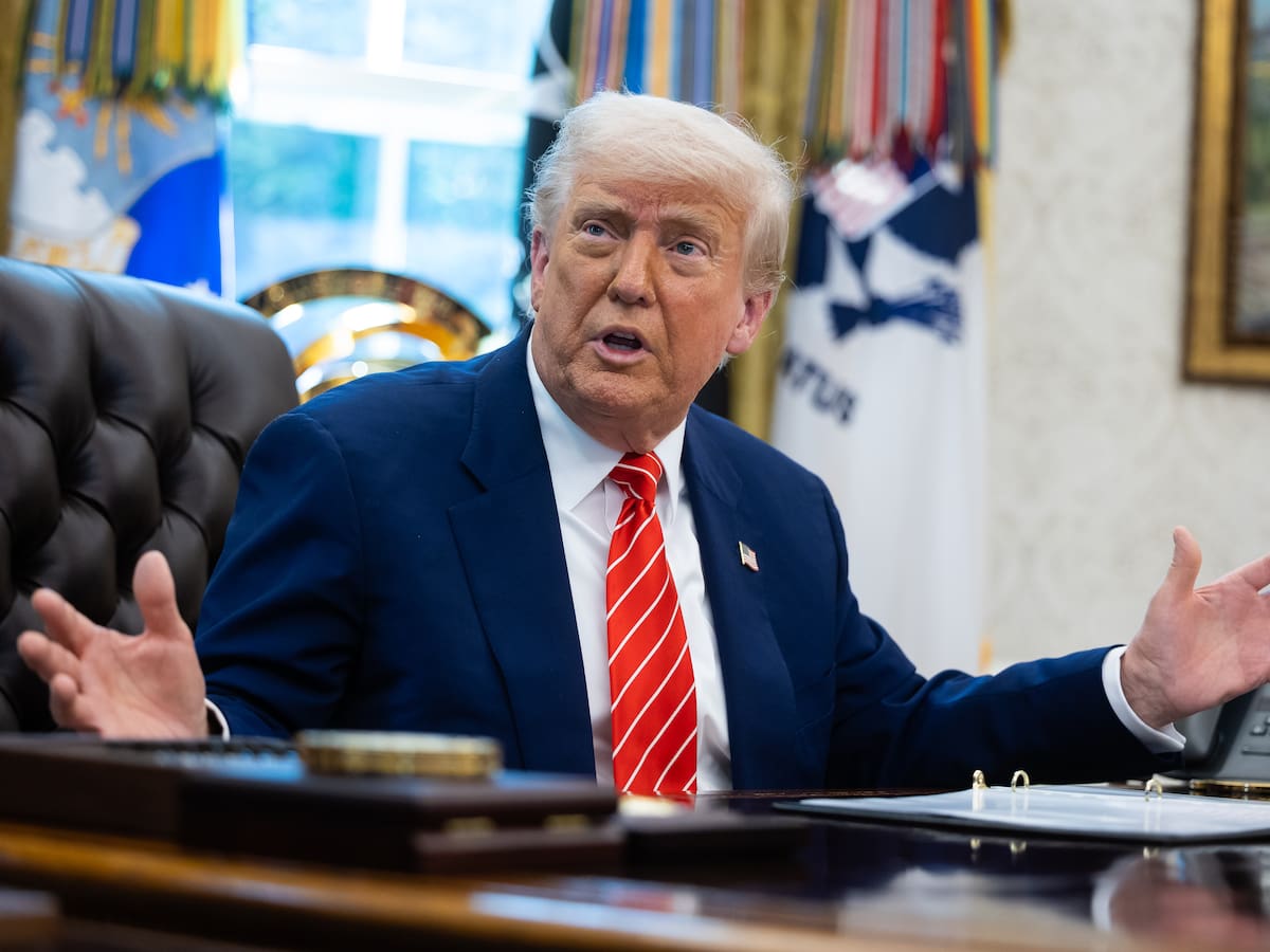 Unión Europea lamentó que Trump quiera doblar aranceles al acero pero continúa agenda de negociación