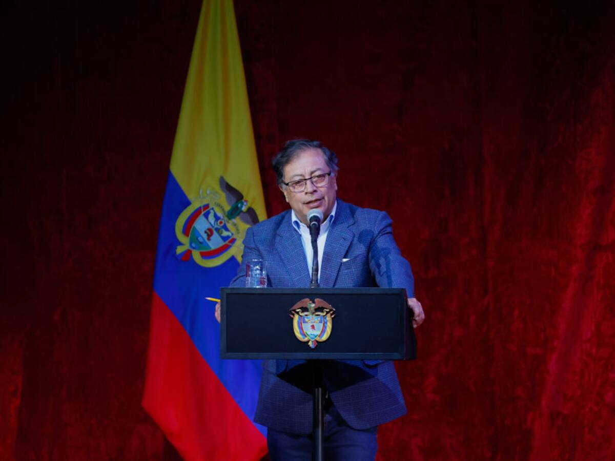 Presidente Gustavo Petro dice que la crisis migratoria arrancó con un “bloqueo económico”