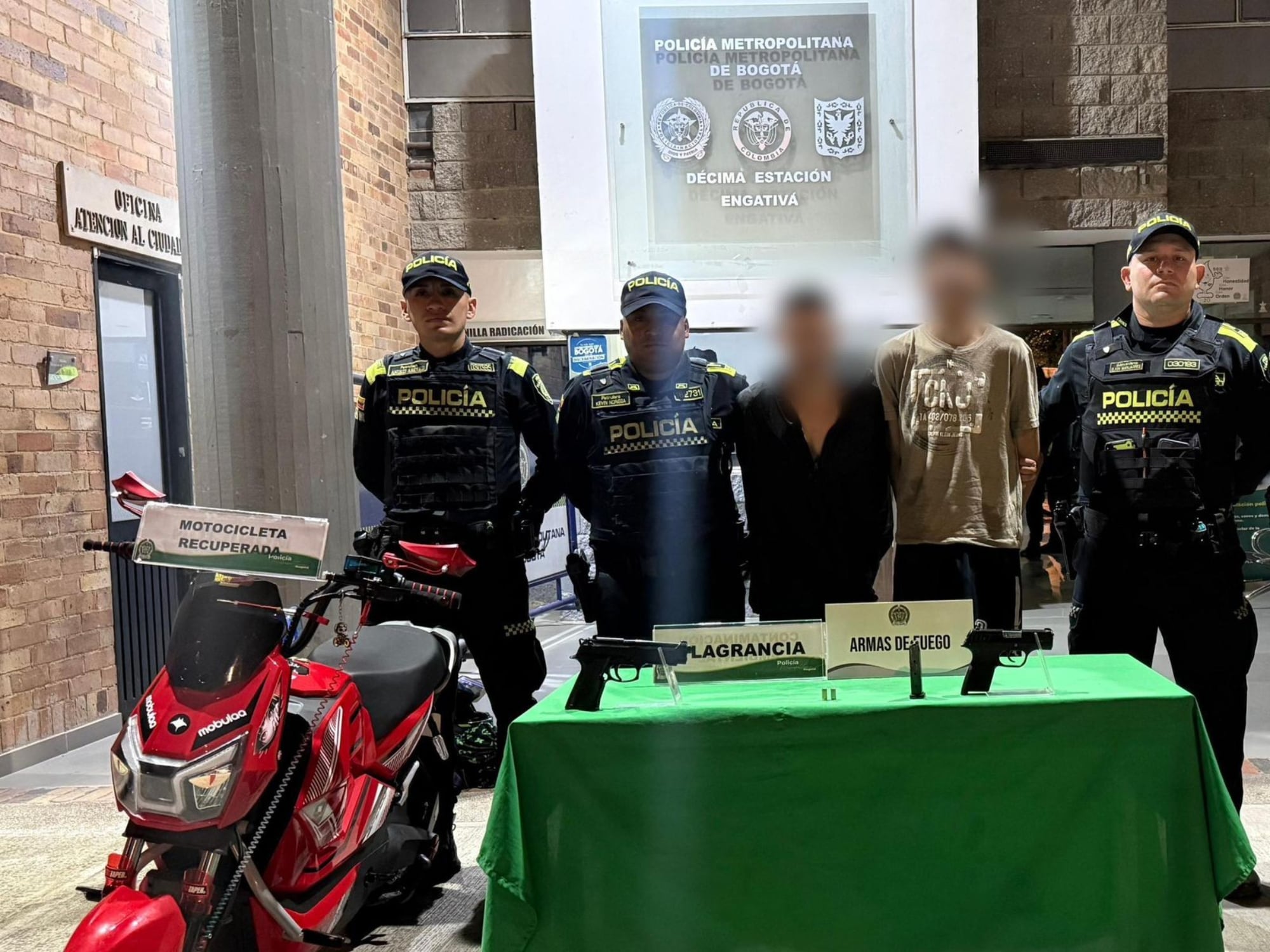 Capturan a ladrones de patinetas eléctricas en Bogotá