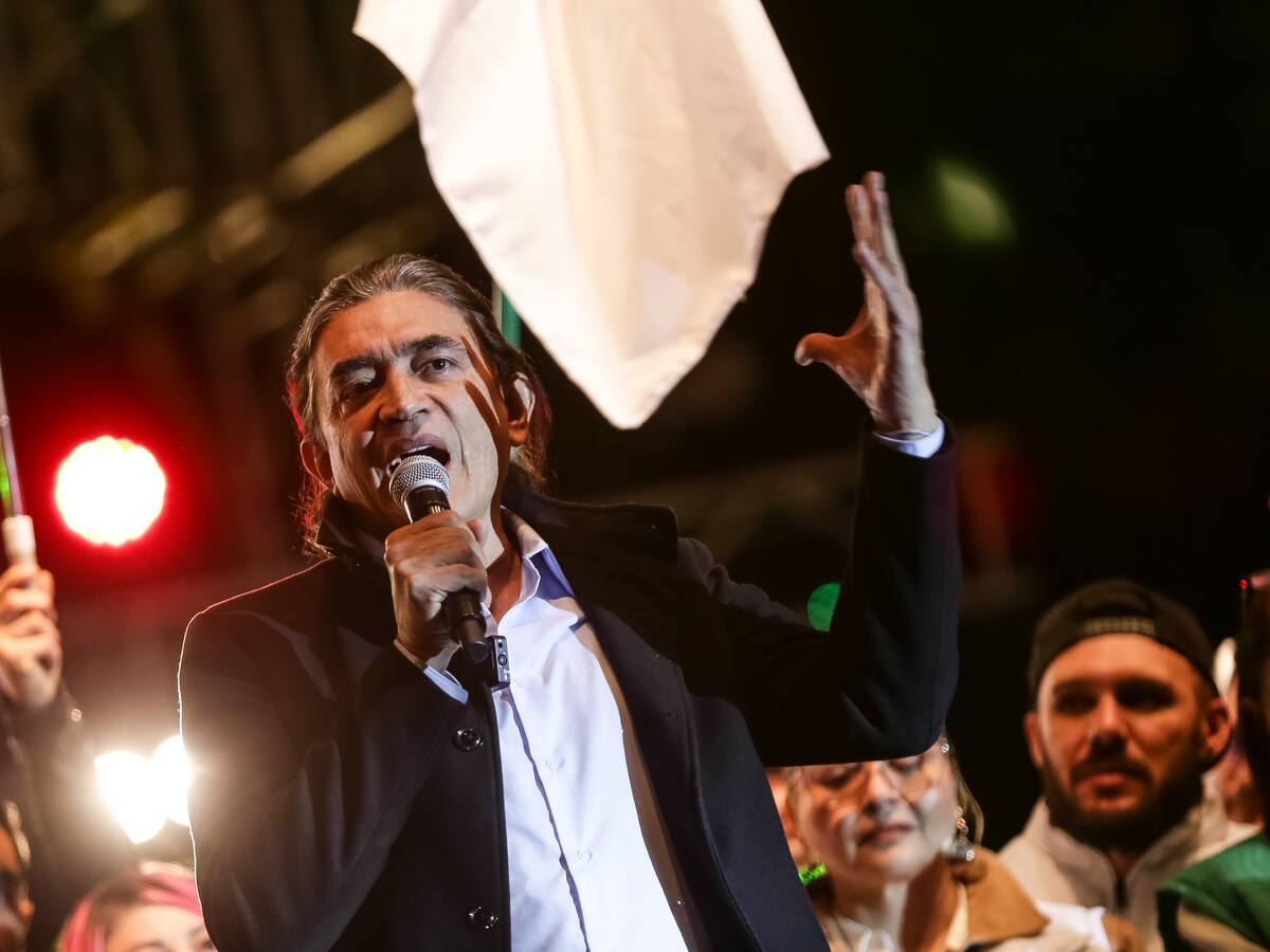 “Nunca hemos apoyado los bloqueos, ni siquiera en el estallido social”: Gustavo Bolívar