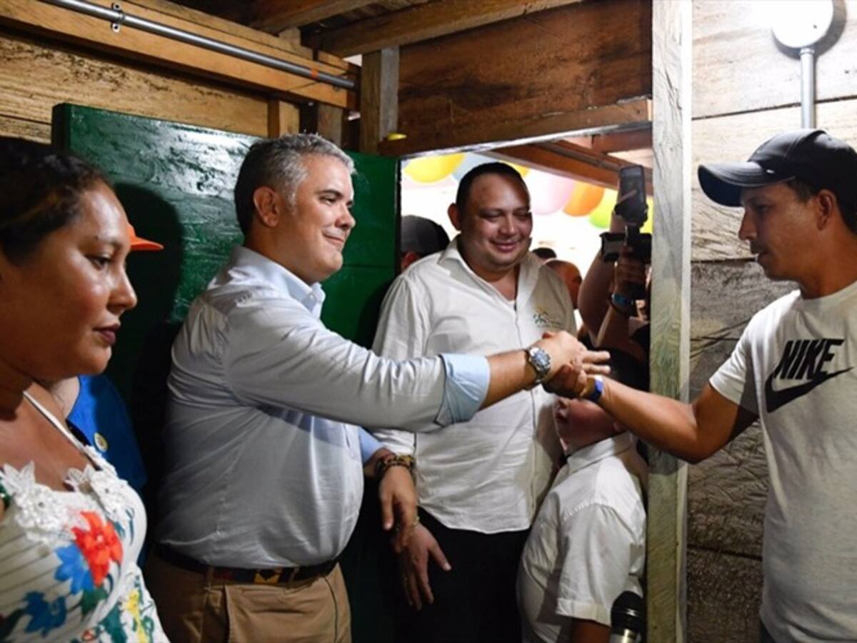 A oscuras vivieron durante 80 años cerca de 180 habitantes de Crucito, Tierralta