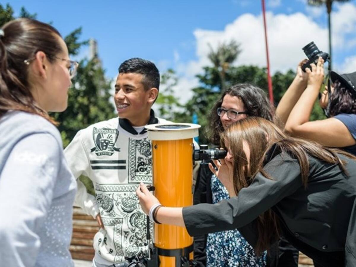 ¿No sabe que hacer este lunes festivo?, Planetario al Parque puede ser una opción