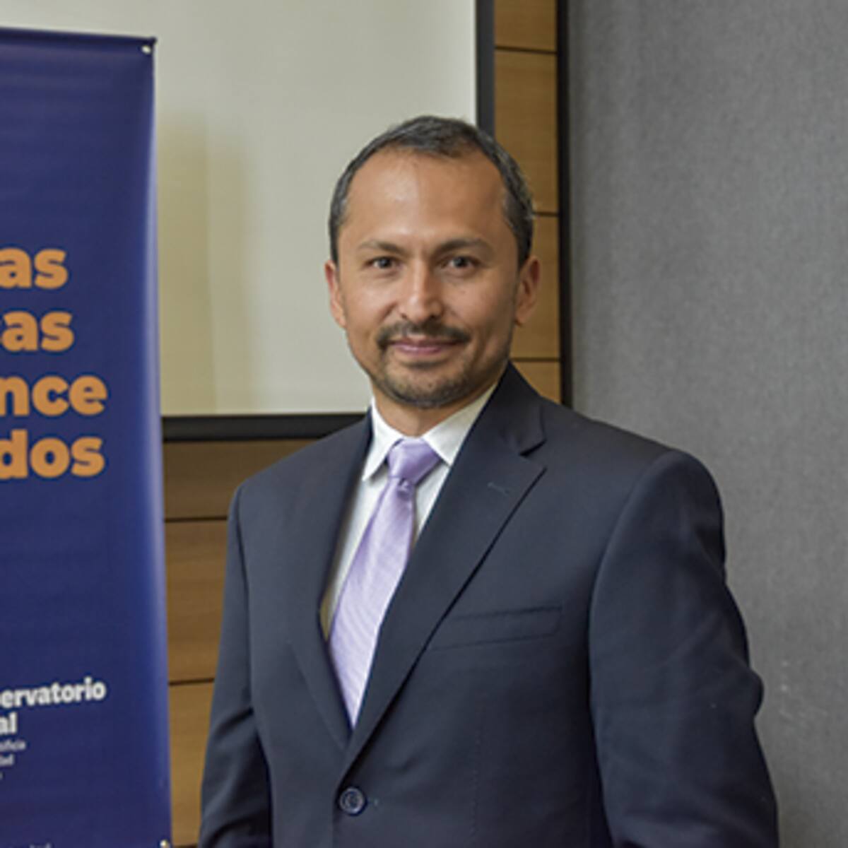 Director del Observatorio Fiscal de la Javeriana, Oliver Pardo, llega al MinHacienda