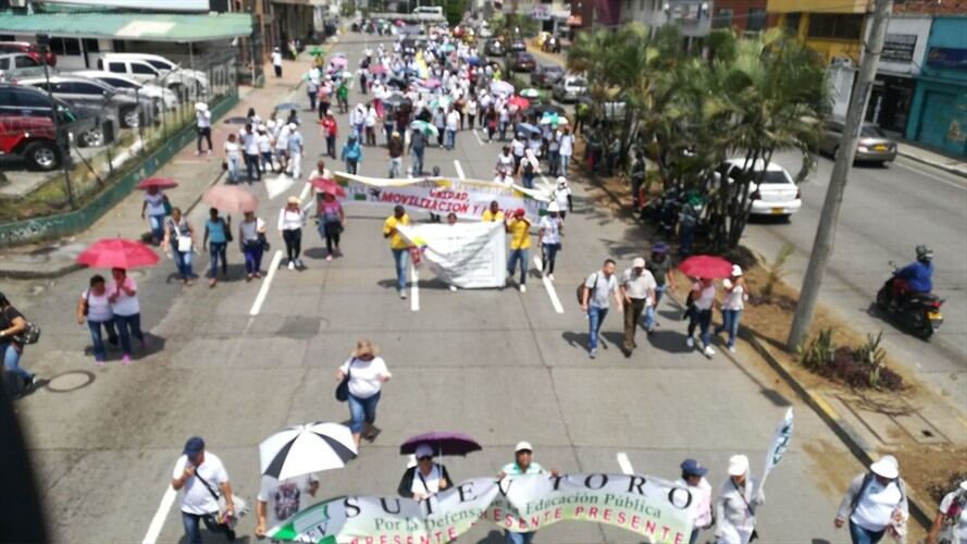 Marcha de profesores en Colombia imagen de referencia. Foto: W Radio.