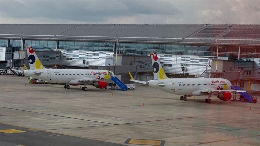 Luego de conocerse la investigación que la Superintendencia de Transporte abrió a Viva Air, la aerolínea se pronunció. Foto: Getty Images / VIVA AIR