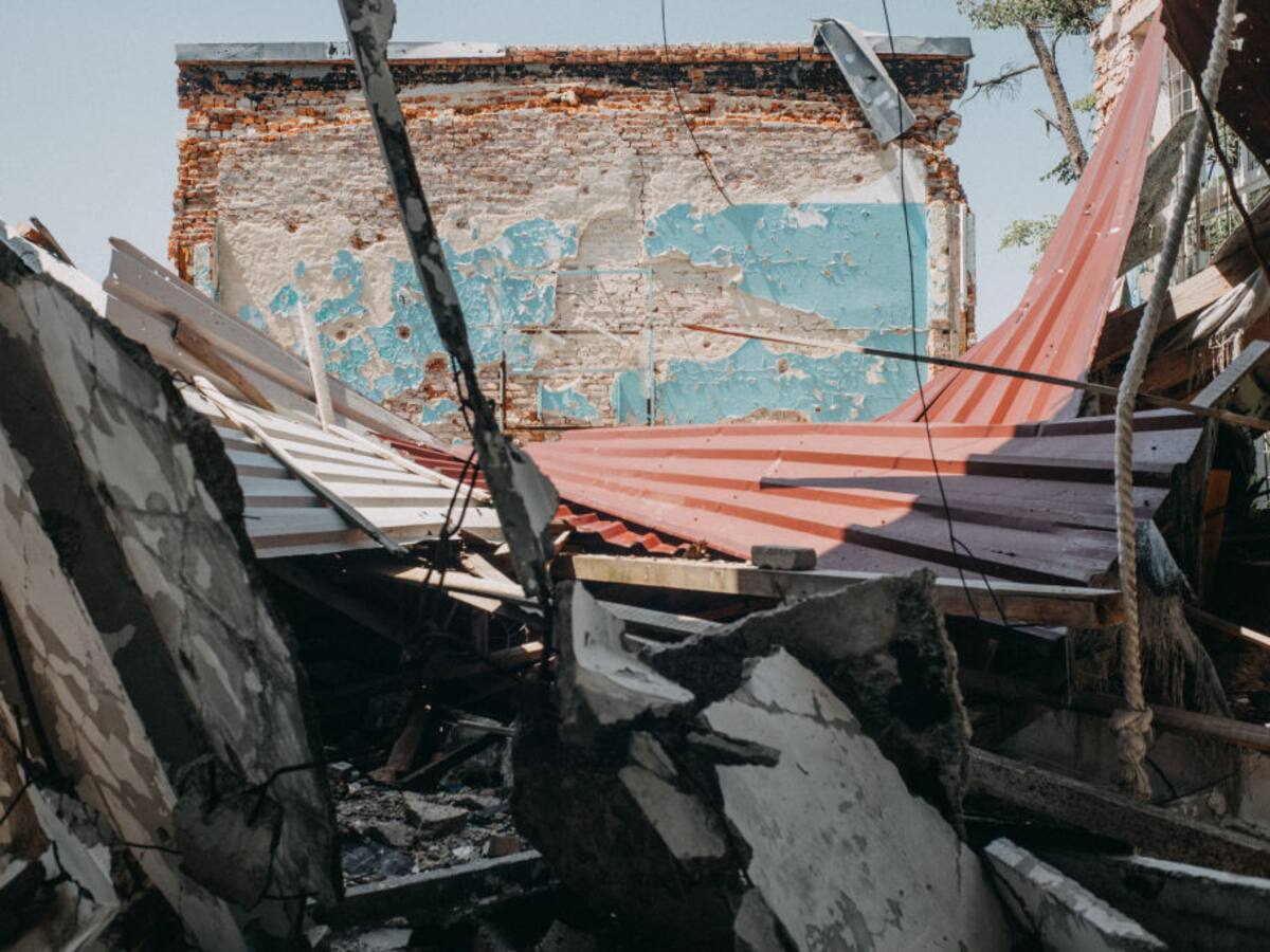 Ataque ruso nocturno en Járkov dejó al menos cuatro muertos