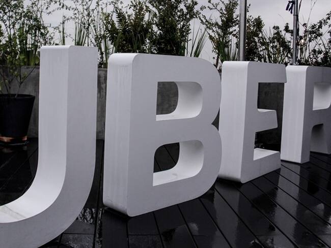 El Tribunal administrativo de Cundinamarca declaró la nulidad en la demanda que hizo el Ministerio de Transporte en contra de la plataforma de UBER. Foto: Colprensa