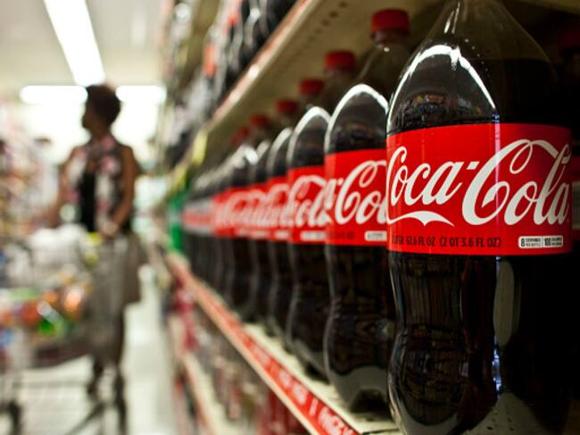 Coca Cola anunció la suspensión de sus operaciones en Rusia. Foto: Getty