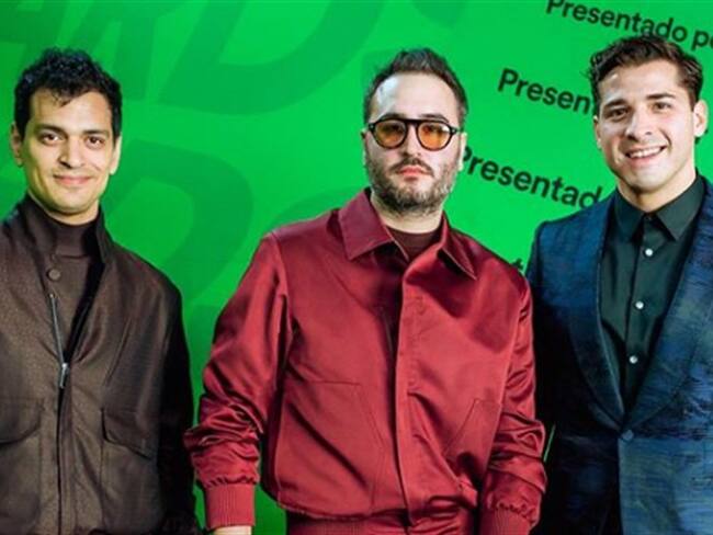 Reik se une a Camilo y Farruko para estrenar ‘Si me dices que sí’