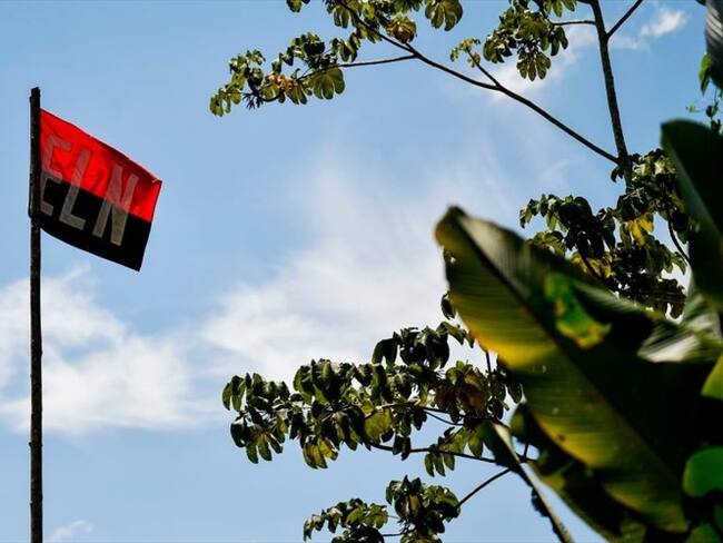 El crimen sería una retaliación por las publicaciones en las que el medio de comunicación habría cuestionado al grupo armado ilegal. Foto: Getty Images / LUIS ROBAYO