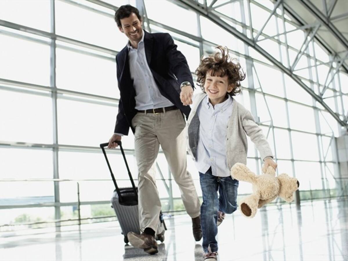 Estos son los requisitos que debe cumplir para viajar con niños fuera de Colombia