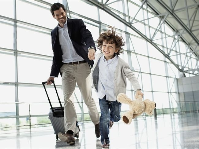 Requisitos necesarios para salir del país con menores de edad. Foto: Getty Images