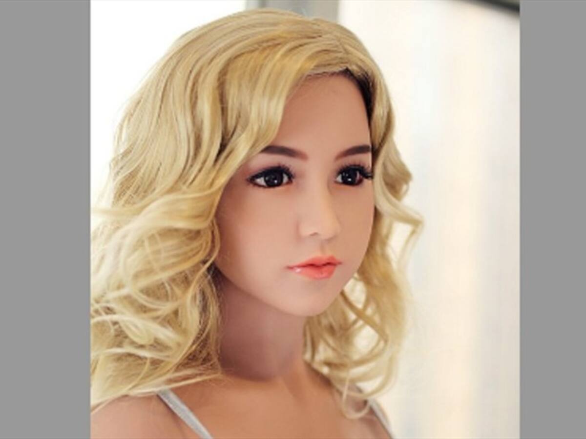 Abrirá uno de los primeros "burdeles" de muñecas sexuales de América