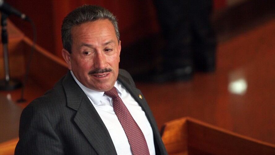 En un video se registró cómo el coronel y ex gobernador de Santander, Hugo Aguilar, invita a la ciudadanía a que la mejor opción para la Alcaldía de Bucaramanga será Fredy Anaya. Foto: Colprensa