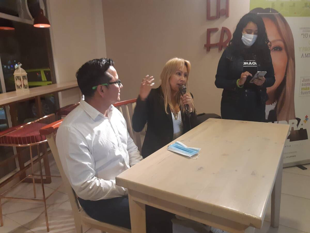 Sandra Ortiz arremete de nuevo contra Angélica Lozano